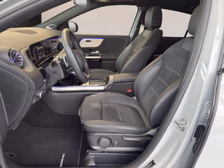 Mercedes-Benz GLA 200 AMG Line Night Autom., Pano ACC 360 Burmester - bilder 8