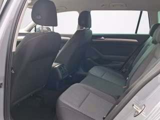 Volkswagen Passat Variant 2.0 TDI Conceptline DSG / NAVI / LED / SITZHEIZUNG - foto 10