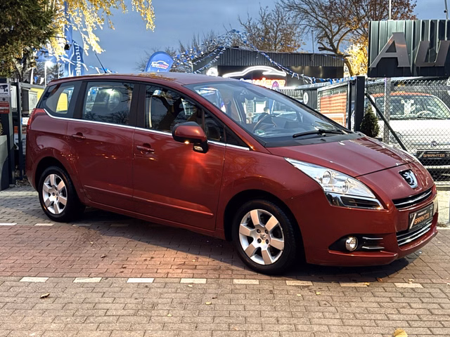 Peugeot 5008 Active 2.0HDI*Navi*Head-Up*Ahk*Klima*TüvNEU - foto 1