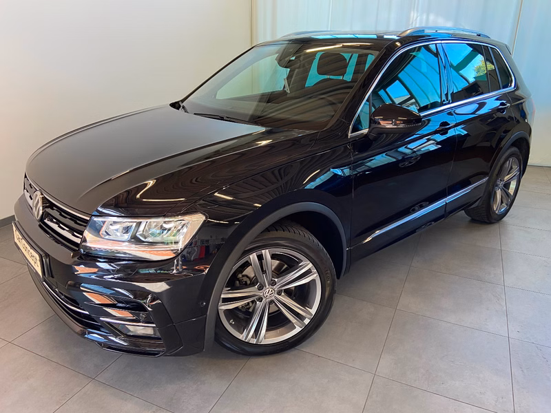 Volkswagen Tiguan IQ.DRIVE R-LINE 2.0 TDI PANO DSG