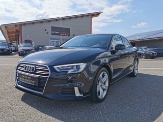Audi A3 2.0 TDI Limousine 1.HAND/SHZ/PDC/BI-XENON Gebrauchtwagen Kaufen | EZ 12/2016 | Preis 18.990 €