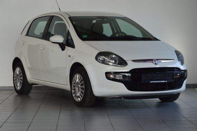 Fiat Punto MyLife 1.Hand|Scheckheft Gebrauchtwagen Kaufen | EZ 05/2011 | Preis 2.490 €