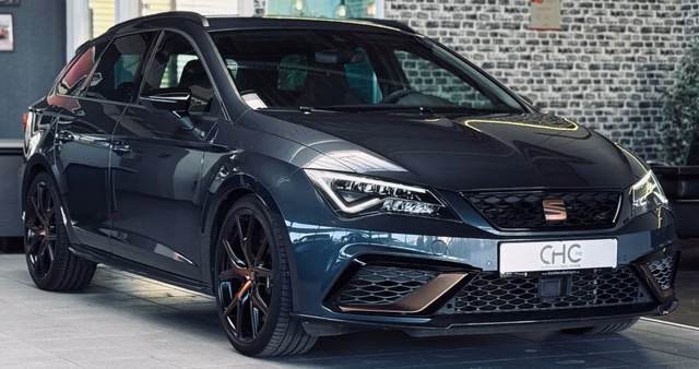 CUPRA Leon ST Cupra R 300 4Drive R|BEATS|KAMERA||SCHALE Gebrauchtwagen Kaufen | EZ 08/2020 | Preis 27.990 €