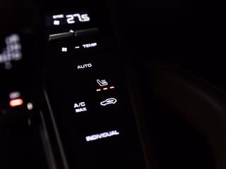 Porsche Cayenne  ACC PANO LUFT SPUR 360-CAM 21" - bilder 3