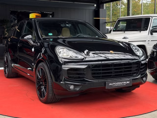 Porsche Cayenne 3,0 Diesel Platinum Edition CHRONO / PANO / CAM / BOSE / START-STOP