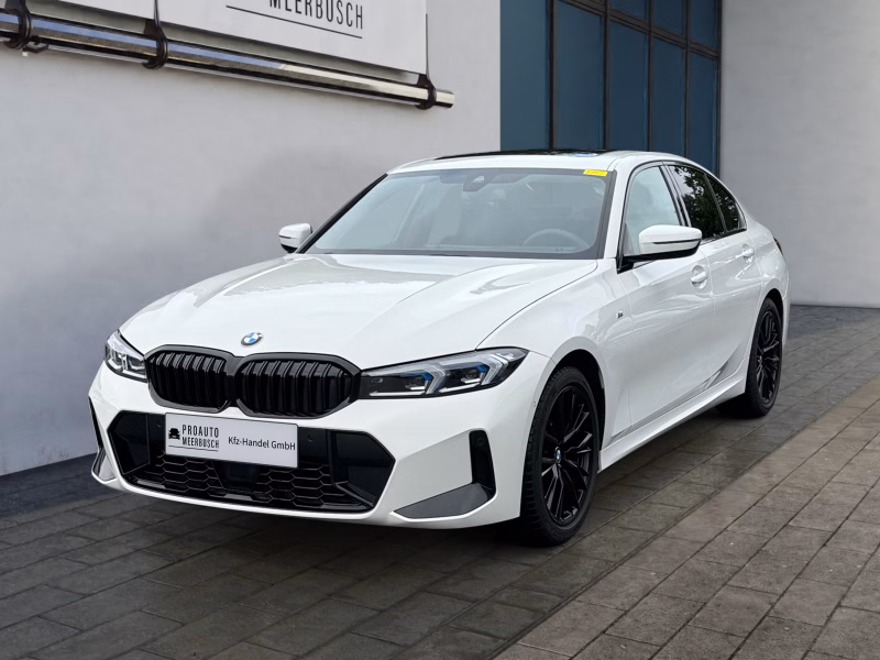 BMW 320i M Sport GSD/HUD/AHK/KAMERA/ACC/MEMORY/18''