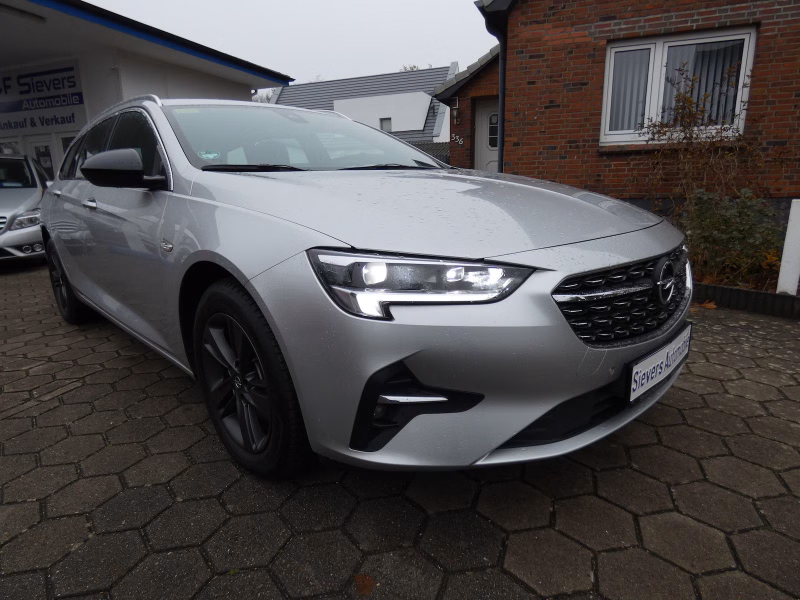 Opel Insignia 2,0 CDTI Elegance Sports Tourer Head Up