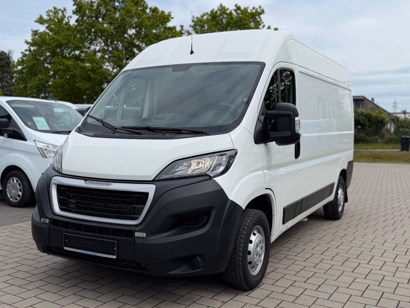 Peugeot Boxer Kasten 333 L2H2 Premium/AHK/Kamera/Fenster