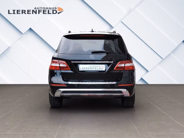Mercedes-Benz ML 350 AMG Line 1.Hand MB Scheckheft - foto 2