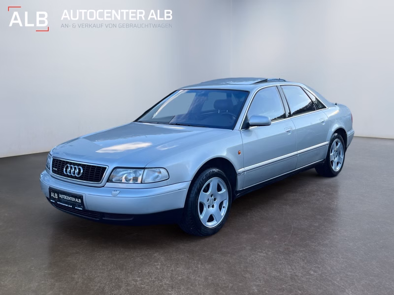 Audi A8 4.2 Quattro/AUTOMATIK/MEMORY/1.HAND/AHK/TOP/