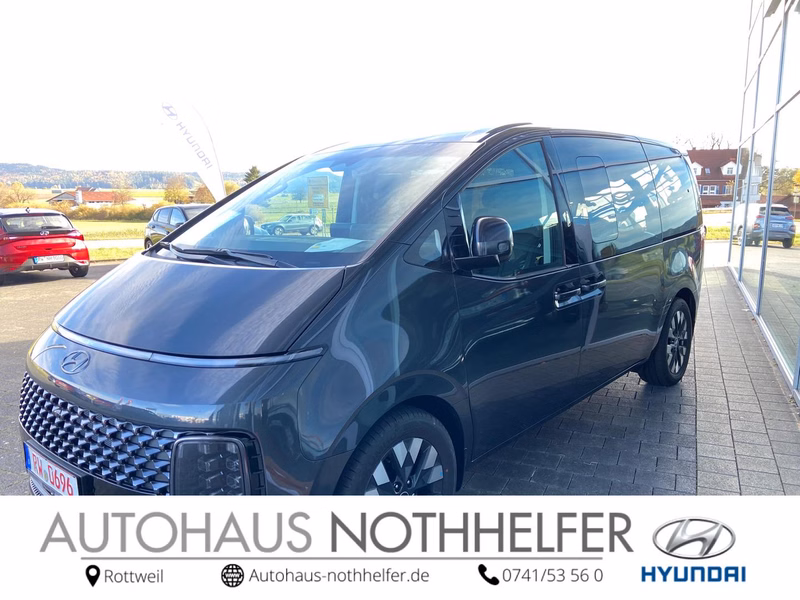 Hyundai STARIA Signature 4WD 2.2 CRDI sofort verfügbar