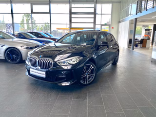 BMW 120d xDrive M Sport Pano/Komfzg/Lichtpaket/18LM