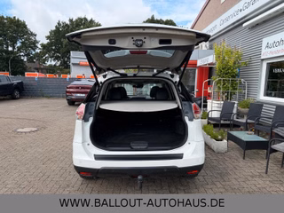 Nissan X-Trail Tekna*PANO*AHK*NAVI*XENON*KAMERA*EURO6* - bilder 9
