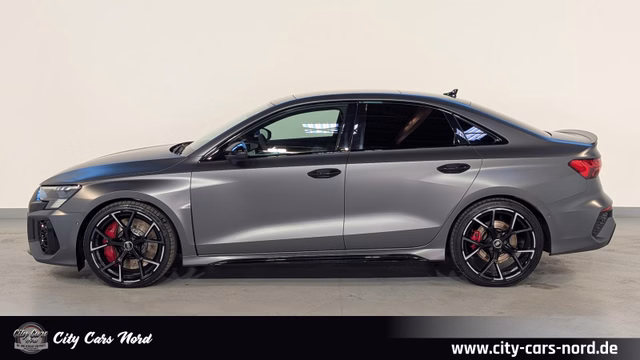 Audi RS 3 2.5 TFSI quattro NAPPA-PANO-SPORT.AGA-B&O - bilder 2