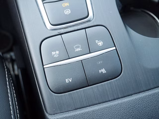 Ford Kuga 2.5 Duratec Vignale PHEV HUD B&O LED PANO - foto 4
