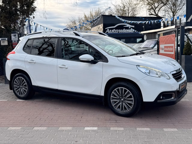 Peugeot 2008 Active 1.6HDI*Navi*Panorama*Ambiente*SHZ - bilder 1