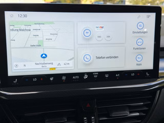 Ford Focus Turnier ST-Line ACC Navi CAM PDC LED - bilder 22