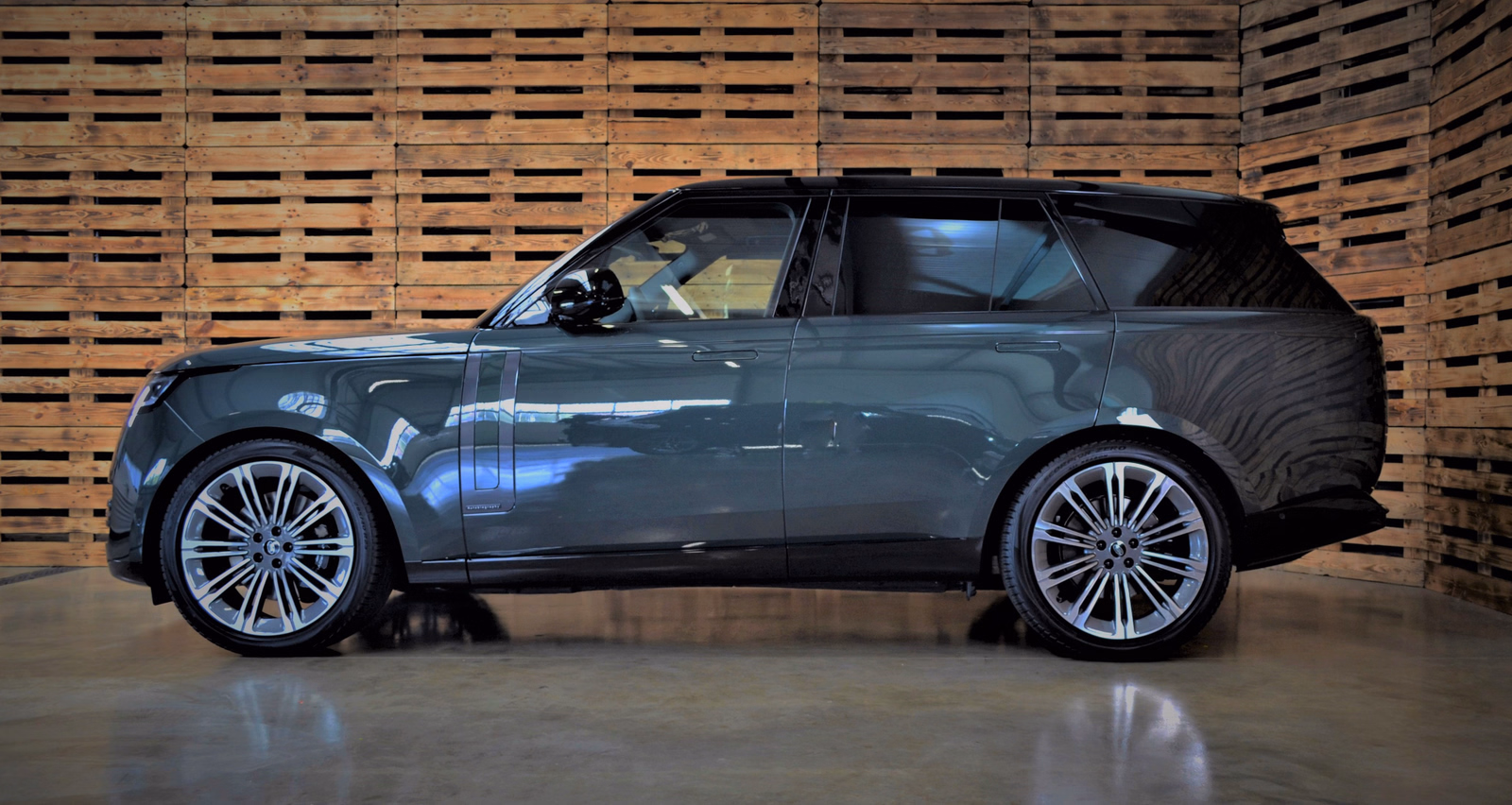 Land Rover Range Rover SE Autobiography P530 AWD 2023 Leder, 3 D System, Panoramadach