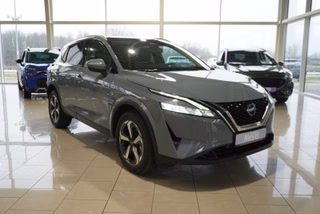 Nissan Qashqai 1,3 DIG-T PANO/NAVI/LED/ACC/KAMERA  **