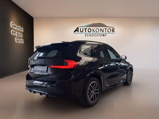 BMW X1 sDrive 18 i M Sport Autom., LED Navi Kamera AHK - foto 4