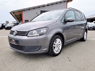 Volkswagen Touran 1.6TDI Comfortline BMT 7-SITZER|AHK|STHZ Used vehicle for sale | First registration 08/2011 | Price 13.000 €