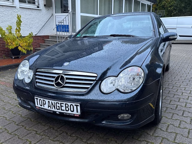Mercedes-Benz C 200 C Sportcoupe C 200 CDI/Rentnerfahrzeug, Gebrauchtwagen Kaufen | EZ 05/2005 | Preis 3.999 €
