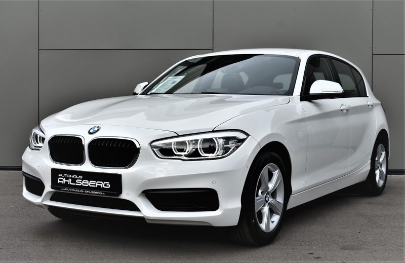 BMW 118i Aut.Exclusive Sport Line /NAVI/LEDER/LED/SHZ/PDC/KEYLESS