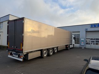 Schmitz Cargobull SKO24 Gebrauchtwagen Kaufen