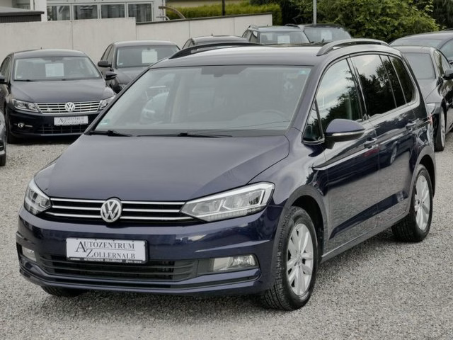Volkswagen Touran 2.0 TDI SCR Comfortline *NAVI*MASSAGE*TOP