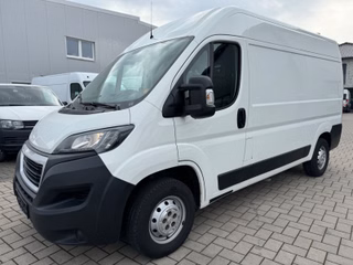 Peugeot Boxer Used vehicle for sale