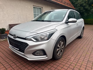 Hyundai i20 blue Trend*1.HD*CARPLAY*SITZHZG*SPURHALT*PDC