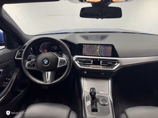 BMW 330 i M Sport *CarPlay*Navi*LED* - foto 11