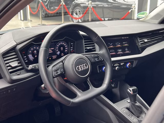 Audi A1 Sportback S-line PRE SENSE / TEMP / SPURWECHSEL / CAM 25 TFSI S line - foto 13