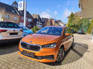 Skoda Fabia Tour LED,DAB+,Winterpaket,Smartlink