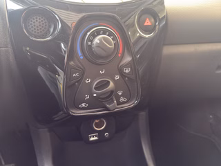 Peugeot 108 TOP Allure Kamera Sitzhzg. Allwetter - foto 11