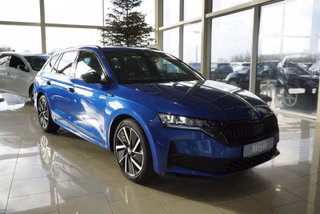 Skoda Octavia Combi Sportline Facelift 2,0TDI ACC/Navi/Kessy/el.Klappe   **