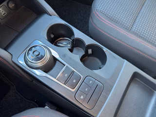 Ford Kuga Plug-In Hybrid ST-Line +1.HAND+AHK+PANO+WINTERPAKET+ - bilder 9