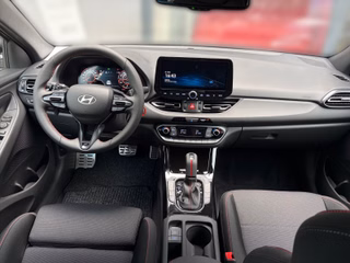 Hyundai i30 N-Line 1.6 T DCT SmartKey Pano-Dach - bilder 5