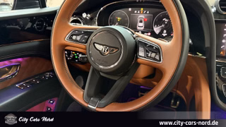 Bentley Bentayga Azure 4.0 V8 4WD COMFORT SPEC+FOND - bilder 19