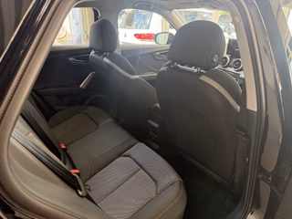 Audi Q2 S-Line Sport 35 Autom., Matrix Pano Kamera ACC - bilder 2