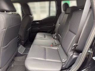Toyota Land Cruiser Lounge 2,8 D-4D AWD +Panoramadach - bilder 13