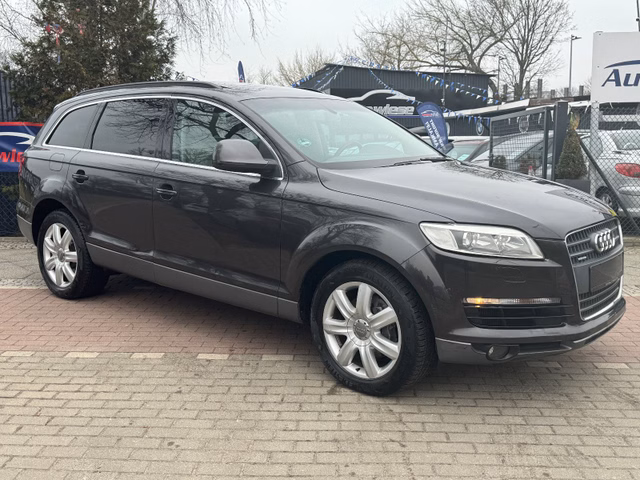 Audi Q7 3.0 TDI quattro Pano*Distronic*Totwinkel*VOLL - bilder 1