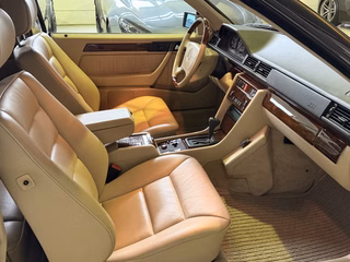 Mercedes-Benz E 320 Cabrio Sportline *H-Kennzeichen*Sammler - photo 10