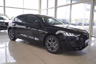 Ford Focus ST-Line X 1.0 155PS aAHK/LED/Navi/Kamera/Winterp.  **