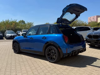 2027 MINI Cooper S 4 Door - photo 3