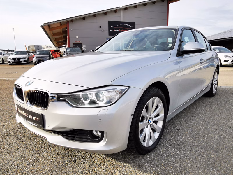 BMW 328i xDrive TEMP|HEAD-UP|BI-XENON|NAVI|360°