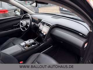 Hyundai TUCSON Hybrid 4W*2.HAND*NAVI*PANO*AHK*SPUR*ACC* - bilder 16