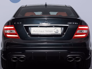 Mercedes-Benz C 63 AMG BI-XENON COMAND H-K PANO SHZ - bilder 5