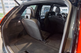 Volvo XC90 XC90 T8 Ultra Black Edition AWD*Head-upDisplay*Standheizung*Anhängerkupplung*Luftfahrwerk*Schiebedach*Massagesitze*Sitzlüftung   Recharge Plug-In Hybrid AWD - foto 8