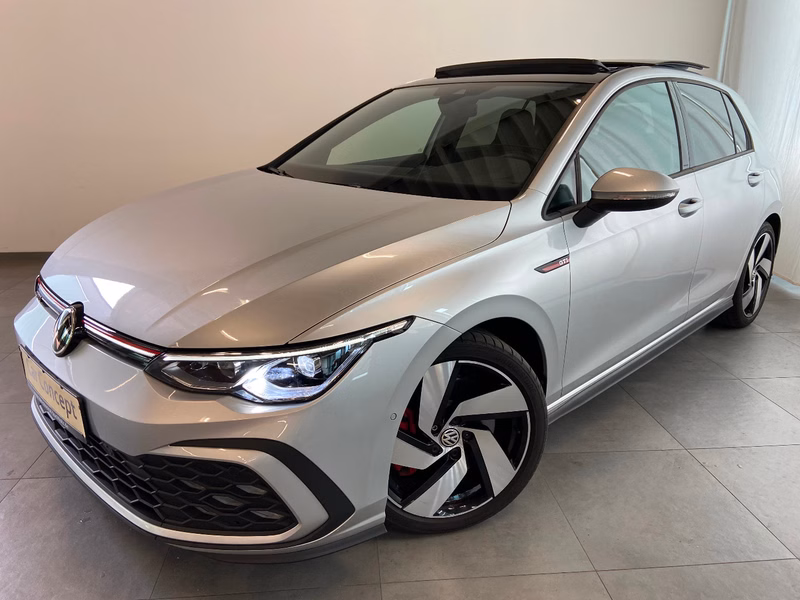 Volkswagen Golf VIII GTI PANO AHK StHz KAMERA NAVI